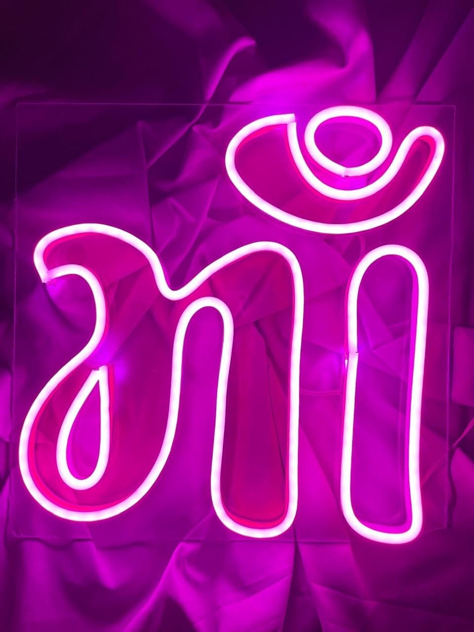 LED Neon Sign – "Maa" Design (Navratri Special)